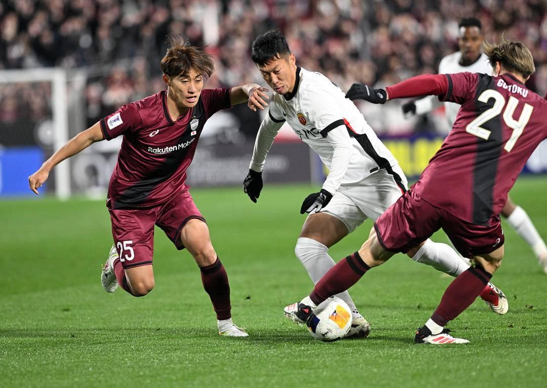 清晨上海海港备战亚冠;门线救险细节曝光;信心回归;资深球员宣示担当 清晨上海海港备战亚冠;门线救险细节曝光;信心回归;资深球员宣示担当