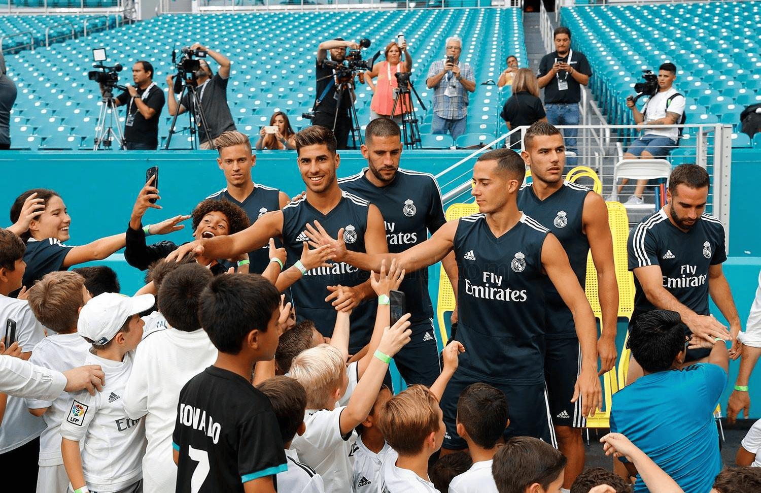 体育游戏-关于今夜托特纳姆调整名单以备英超；止住颓势环节打磨；媒体盛赞；心理建设被强调的信息-体育游戏